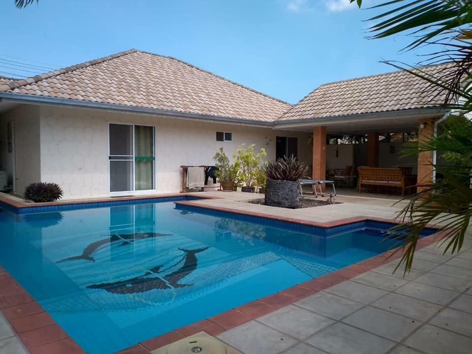 Villa Baansiesom Sam Roi Yot Buitenkant foto